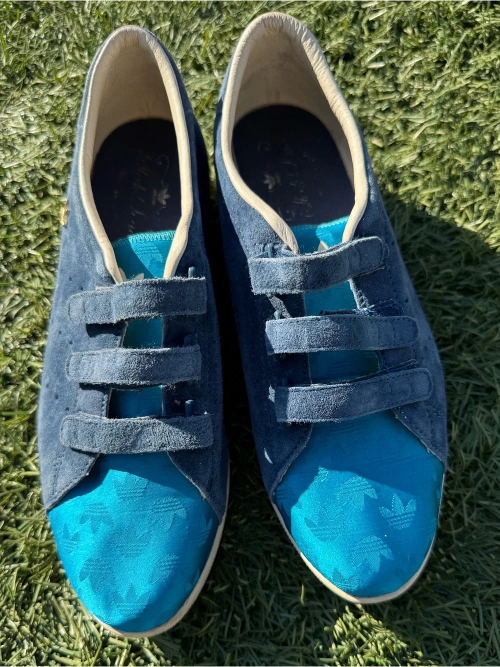 ✨ Adidas Sleek Series sneakers